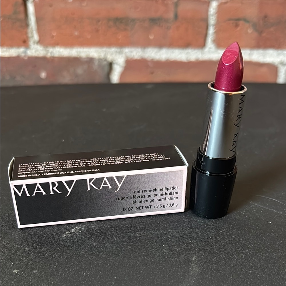Mary Kay Pink Satin Lipstick Vibrant and Creamy